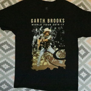 GARTH BROOKS World Tour 2014 Black Shirt Sz LG Men